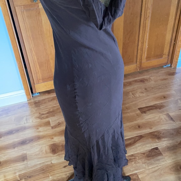 Brown Chiffon Gatsby Dress With Draping Beads | SM - Picture 7 of 16